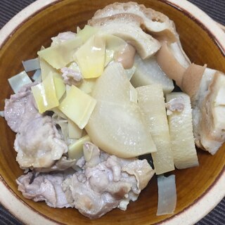 大根と豚バラ肉の煮物